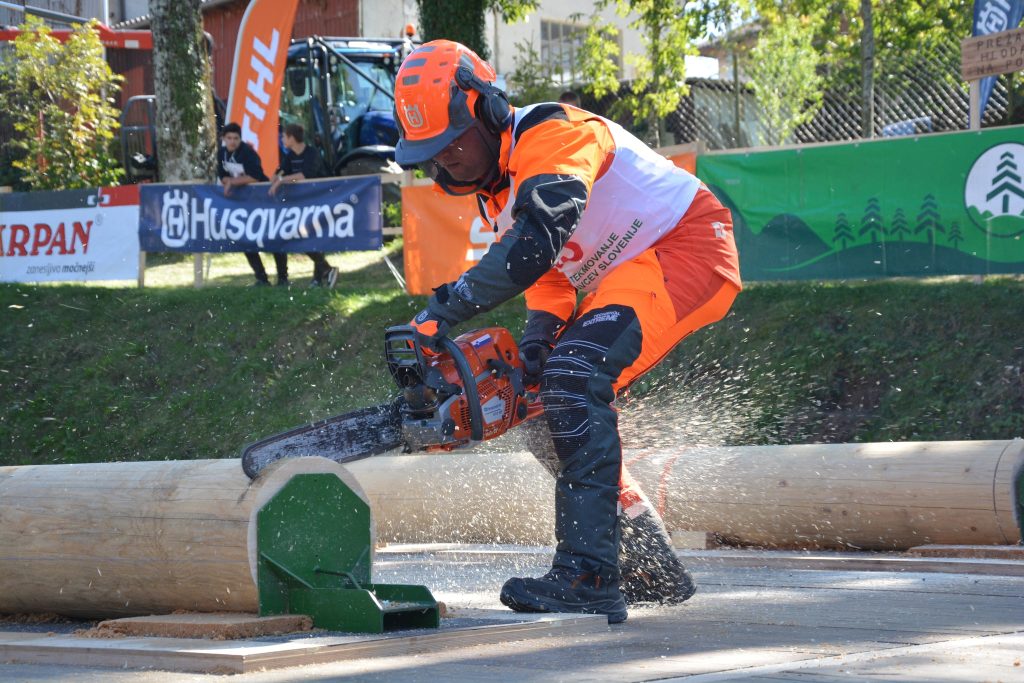 b4f274f32b214996631f2660d1435d8161d57f24-min